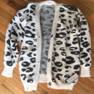 Women’s fluffy cardigan